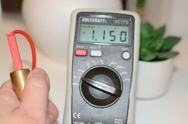 Mesure de la tension induite dans le corps initiale